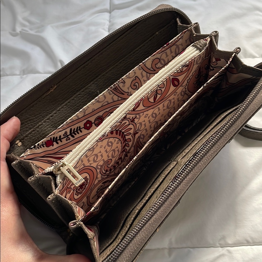Guess Brown Faux Leather Vintage Wallet with Strap - Picture 2 of 3